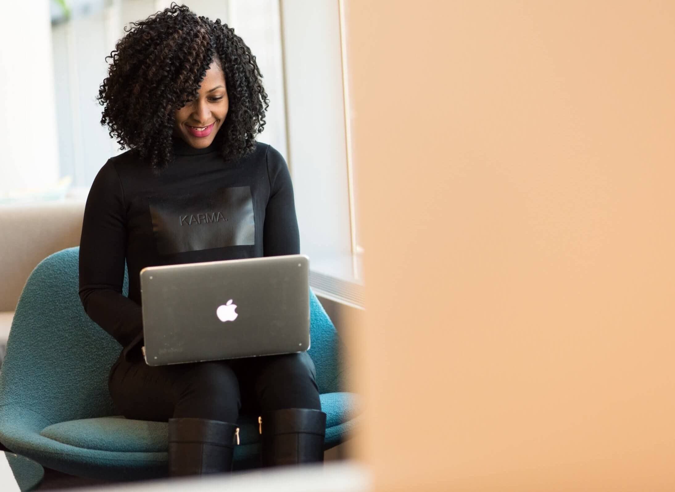 black woman employee in the hybrid workplace